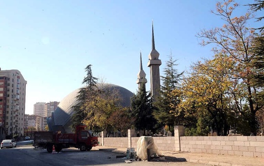 Cemil Baba Mezarlığına Düzenleme