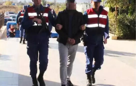 Müzikholde Kadın Garsonu Evine Götürmek İstedi, Tartışmada 2 Kişiyi Yaraladı (2) - Yeniden