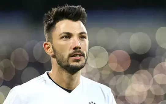 Galatasaray, Beşiktaş'ta Kadro Dışı Kalan Tolgay Arslan İçin Teklifte Bulunacak