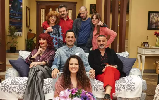 'Jet Sosyete'nin Erkekleri, Dizinin Kadınlarını Anlattı!