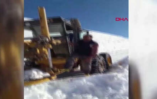 Antalya Karda Mahsur Kalan 100 Büyükbaş Hayvan Kurtarıldı