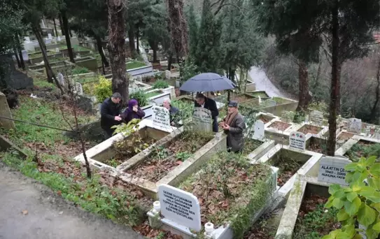 Başkan Murat Aydın Beykoz'da Aile Kabristanlığını ve Hz. Yuşa Türbesini Ziyaret Etti