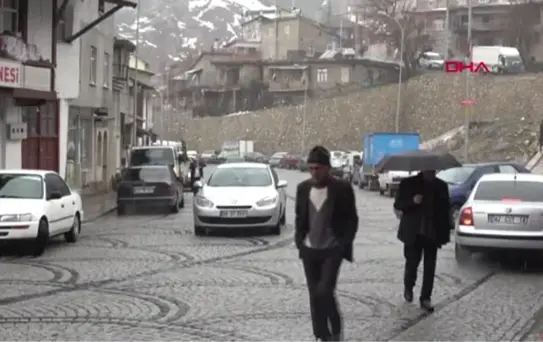 Konya CHP'nin 18 Yaşındaki Başkan Adayı Hilal Ülkü Türedi Akıl Yaşta Değil, Baştadır