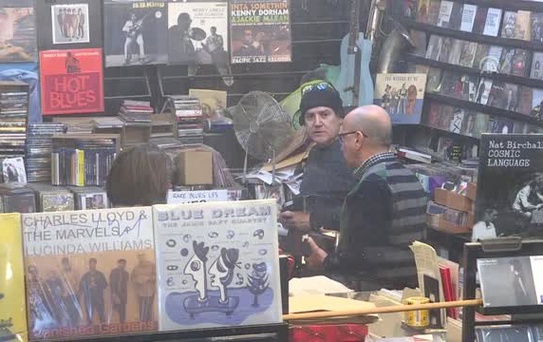 Collectors Of Rare Vinyl Lps Find Treasure Trove İn Turkey