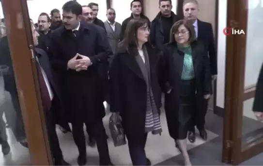 Bakan Kurum Yeşilvadi Millet Bahçesi'nde İncelemelerde Bulundu