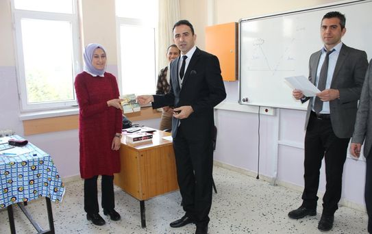 Uğurludağ'da 'Kitap Kurtları' Ödüllendirildi