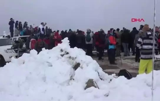 Rize Doğaseverler, İkizdere'de Kar Yürüyüşünde Buluştu