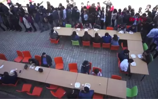 Manisa Kazada Ölen Liseli İçin Okulda Mevlit Yapıldı