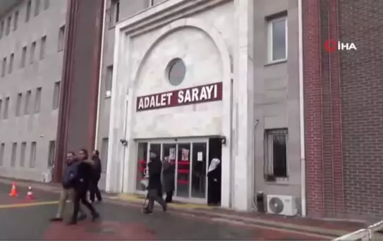 Isparta'da 'Fetö'nün Banka Kasalarında Saklanan 100 Kilo Altını' Davası