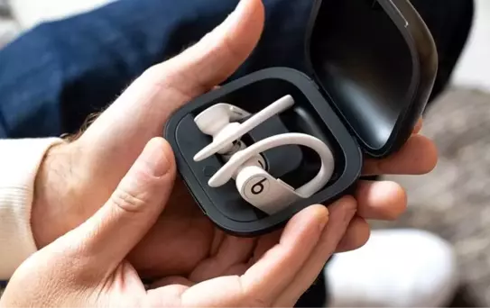 Apple, Ünlü Sporcularla Powerbeats Pro'yu Tanıttığı Videoyu Yayımladı