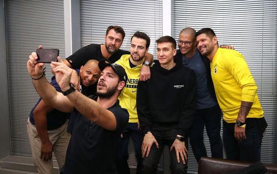 Fenerbahçe'de Özel Buluşma