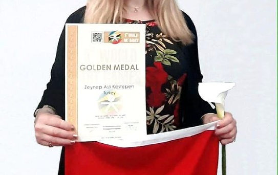 İzmirli Ressama, Dünya Sanat Olimpiyatları'nda Altın Madalya