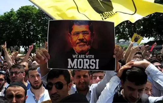 Mısır'da Müslüman Kardeşler Teşkilatı'nın Liderlerinden Hasan Malik'e Ömür Boyu Hapis Cezası