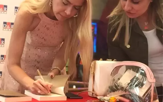 Tuğçe Işınsu, Kahramanmaraşlı Okurlarıyla Buluştu