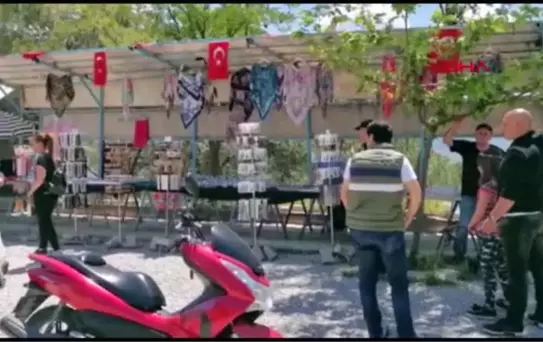 Bursa İznik Cami Yanında Sigara İçen Kadına, İmamdan Tepki