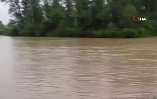 Bosna Hersek'te Yaşanan Taşkınlar Hayatı Felç Etti