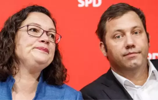 'Hükümetin devamı, uzlaşıya bağlı'