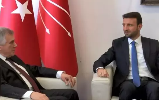 Parti temsilcilerinden CHP'ye bayram ziyareti