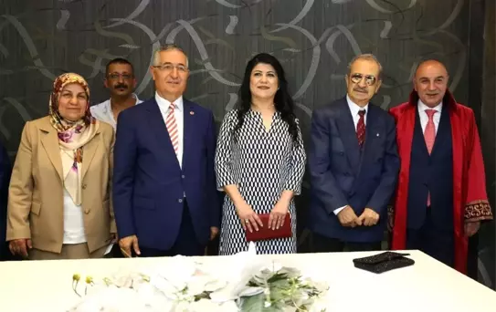 Özcan Yeniçeri'nin nikahını Keçiören Belediye Başkanı Turgut Altınok kıydı