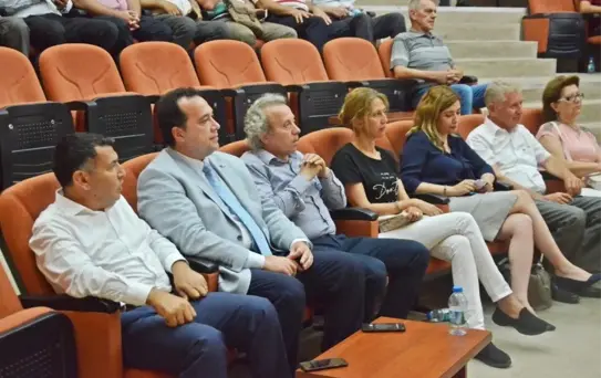 Akhisar Üniversite Derneğinde yeni yönetim belli oldu