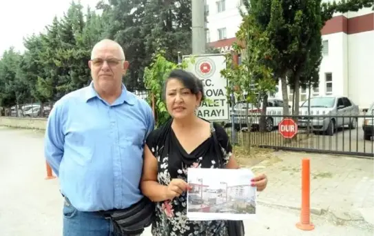 Yolda bulup jandarmaya teslim ettikleri çanta, hayatlarını kararttı