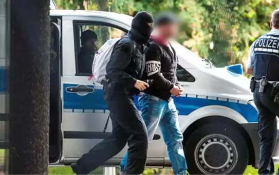 Almanya'yı yıkmak istiyorlardı: Terör örgütü kurmakla yargılanacaklar