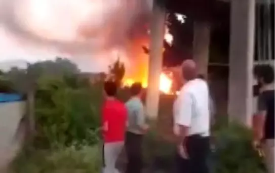 Hatay'da korkutan ev yangını