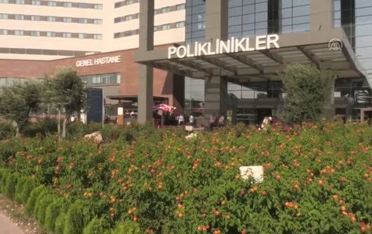 Belediye başkanından serebral palsi hastası çocuğa sürpriz