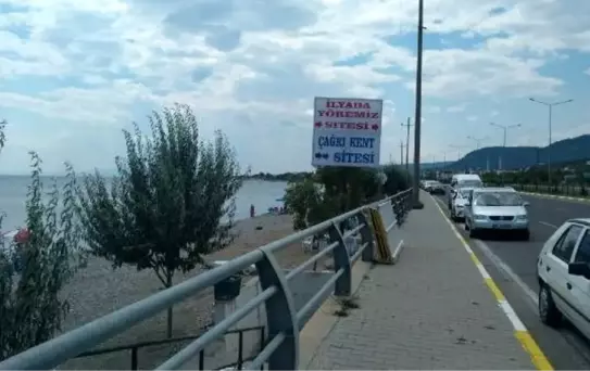 Şezlong kavgasında ölen polis memuru son yolculuğuna uğurlandı