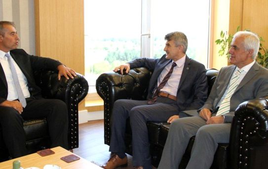 İdare Mahkemesi Başkanı Turan'dan Rektör Uysal'a ziyaret