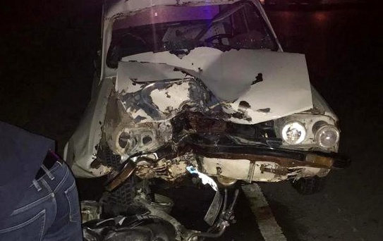 Otomobil ile motosiklet çarpıştı: 1 ölü, 4 yaralı