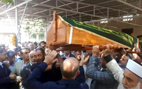 AK Partili eski milletvekili Ali Aydınlıoğlu babasını kaybetti