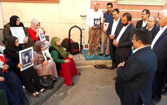 Bitlisli aşiret reisleri ve kanaat önderlerinden Diyarbakır annelerine ziyaret