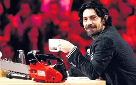 Okan Bayülgen'in annesi ve babası dolandırıcıların hedefi oldu