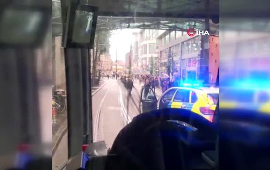 Manchester'da Bıçaklı Saldırı