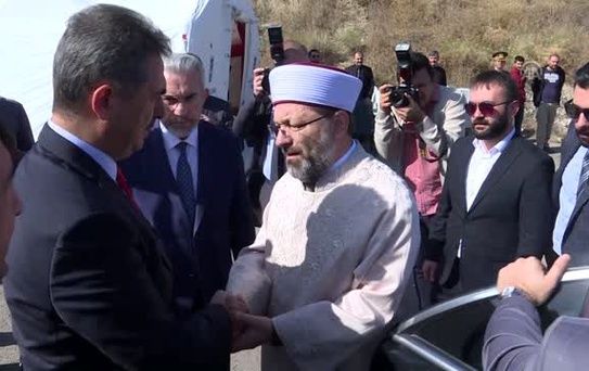 Erbaş: 'Milletimiz terör belasının üstesinde gelecektir'