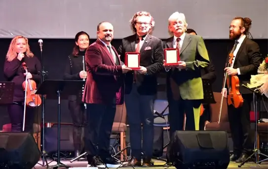 Dünya İnsan Hakları Günü programında 'İşkence', 'Zulüm' ve 'Soykırım' vurgusu