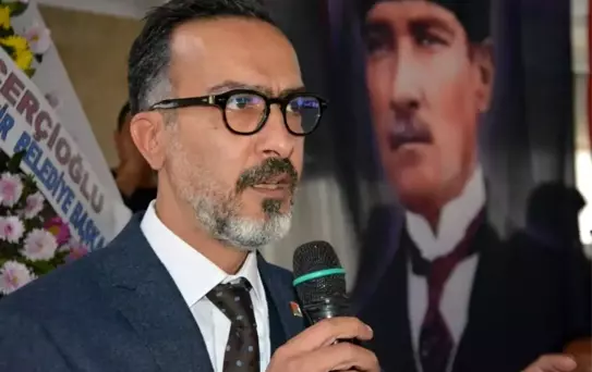 Söke CHP'de Ali Kemal Özcan güven tazeledi