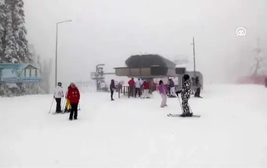 Ilgaz Dağı Kayak Merkezi yeni yıla yüzde 100'e yaklaşan dolulukla girdi