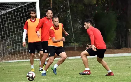 Aliağaspor devre arası kamp çalışmalarını Antalya'da sürdürüyor
