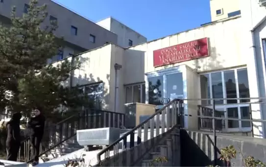 Down sendromlu lösemi hastası çocukta gelişen 'Hepatit C' için özel tedavi