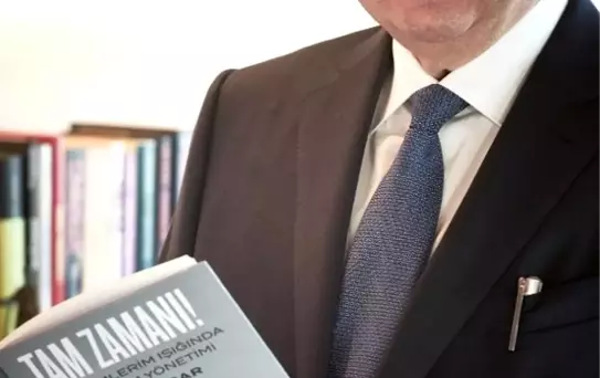 Aclan Acar 45 yıllık deneyimini kitaba taşıdı: Tam zamanı