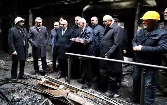 Kocaeli'deki AVM yangınında hasarın boyutu ortaya çıktı