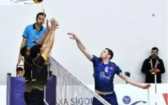 Efeler Ligi: Sorgun Belediye: 1 - Halkbank Ankara: 3