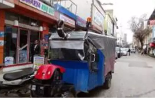 Motoru karavana çevirip, içine soba kurdu