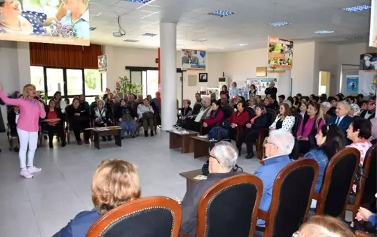 Tarsus'ta '8 Mart Dünya Kadınlar Günü' kutlanıyor