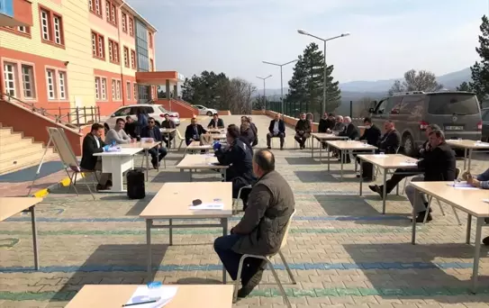 Kırklareli'nde 'Vefa Sosyal Destek Grubu' toplantısı açık havada yapıldı
