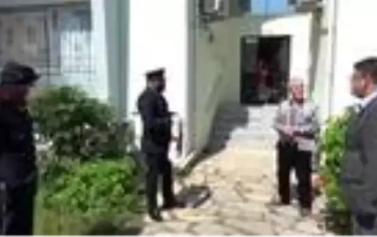 Polisler, sokağa çıkmayan meslektaşlarını unutmadılar