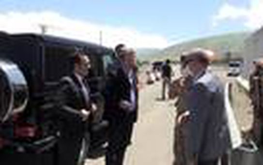 Vali Ünlü, jandarma ve 'hudut kartalları'nın bayramını kutladı