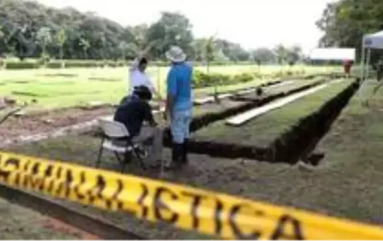 ABD'nin Panama'yı işgalinde ölen 19 kişinin mezarı, kimlik tespiti için açıldı